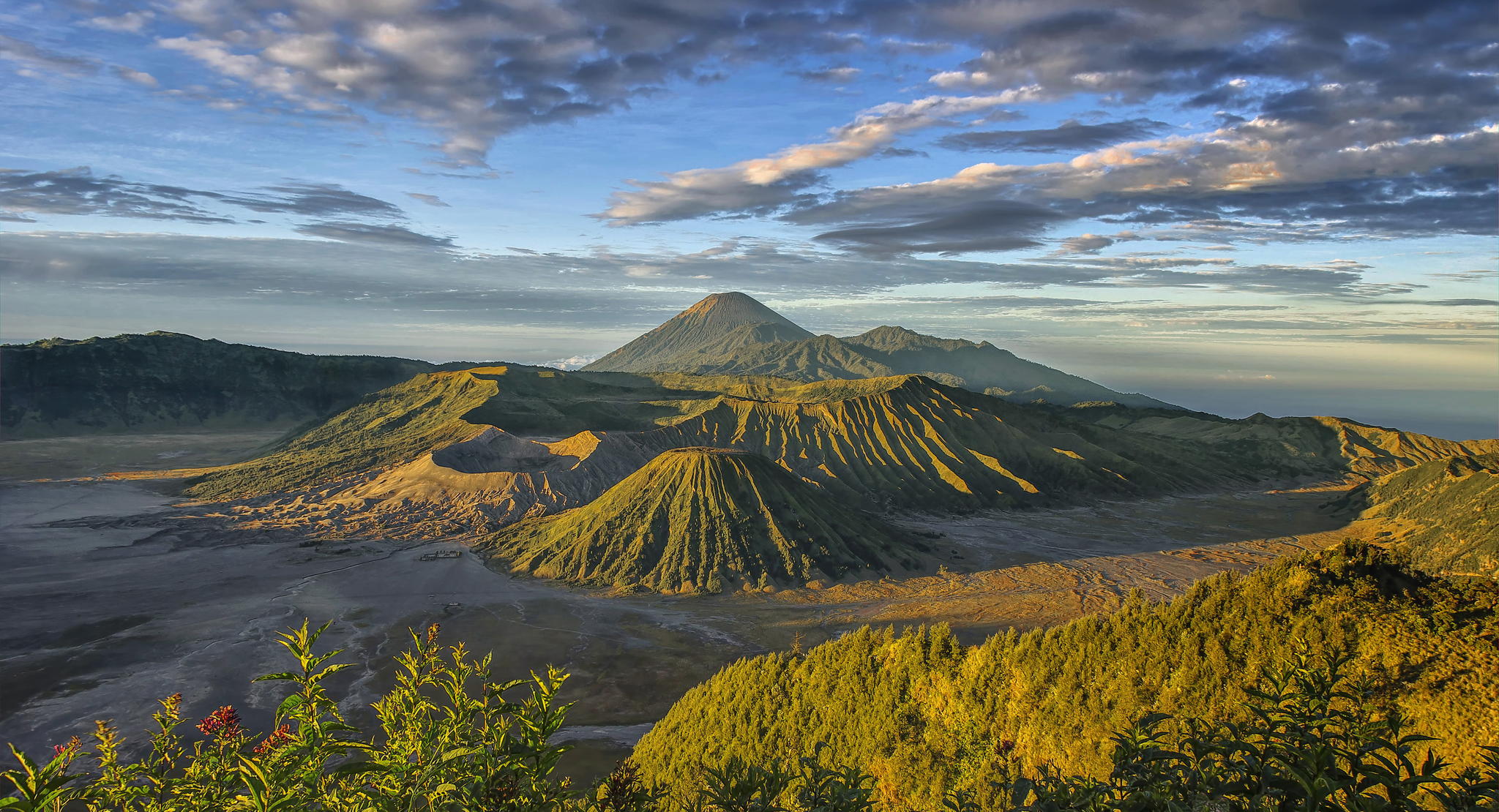 Workshop The Bromo From Space & Workshop The International ...